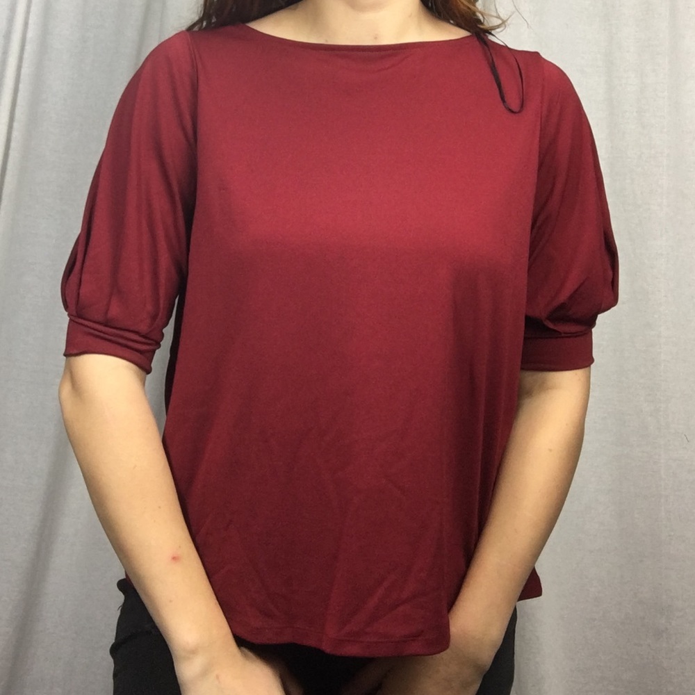 Red blouse - Picture 2 of 3